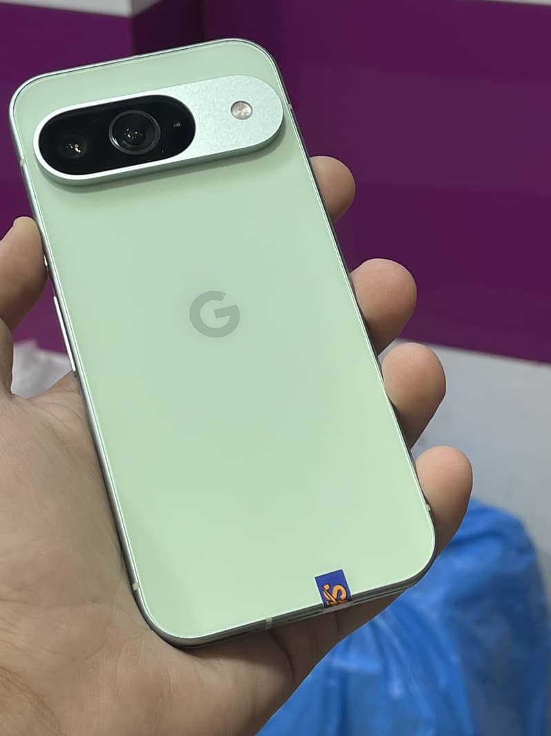 Google Pixel 9 7