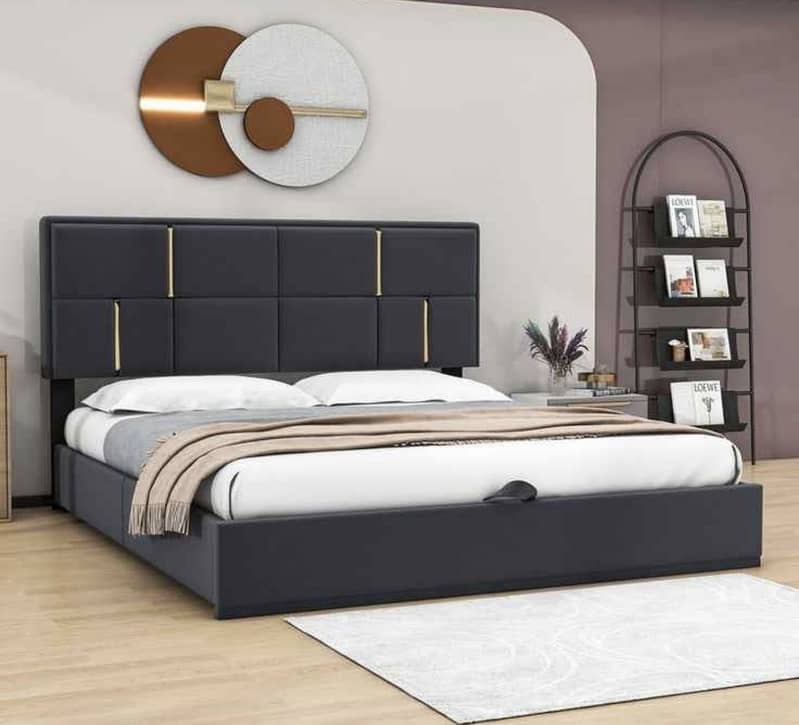 AU interior 18
