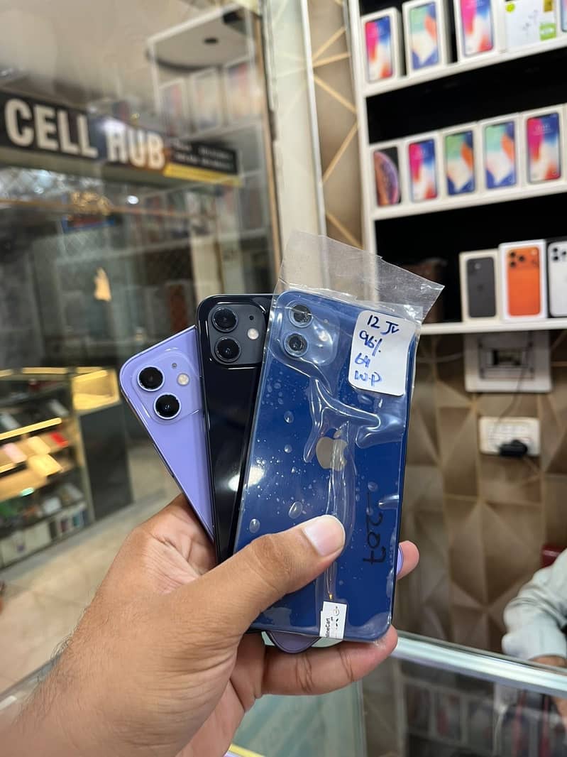 Apple iPhone 12 0