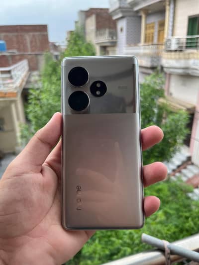 Realme GT Neo6 SE