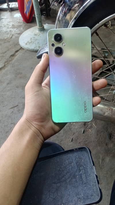 OPPO F21 Pro