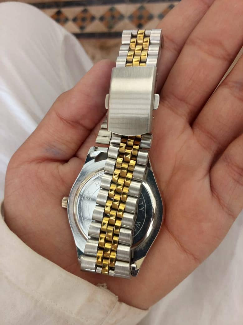 watch 1