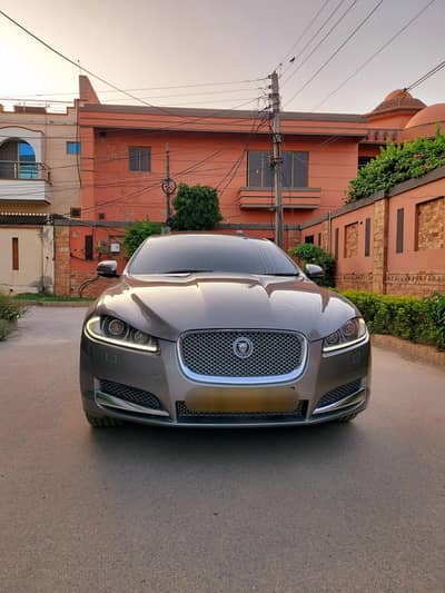 Jaguar XF 2009