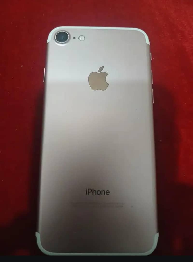 Apple iPhone 7 0