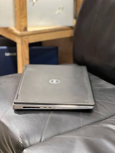 Dell 7740 i9 9th Hk