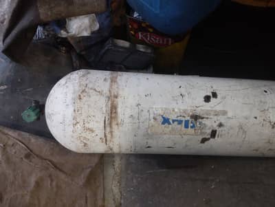 CNG cylinder with kit