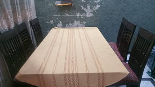 wood dining table 10years old