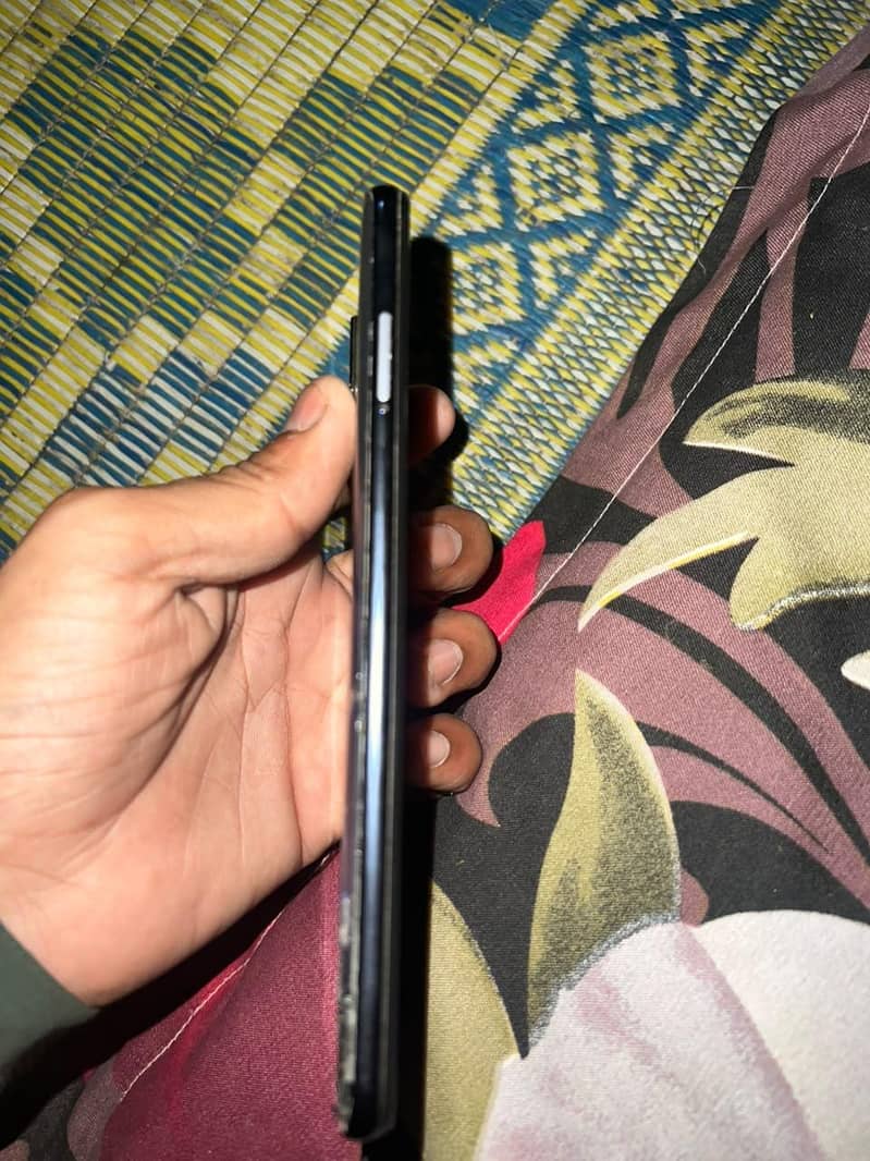 Redmi Note 9S 12