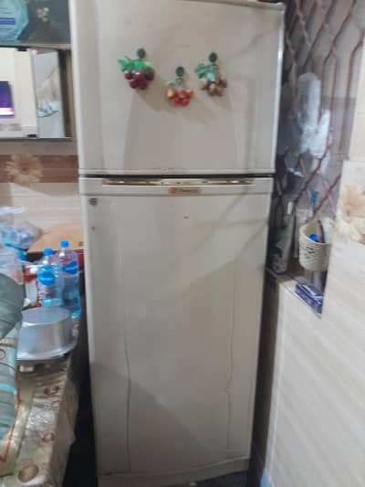 Dawlance refrigerator fridge for sale in good condition frig frege