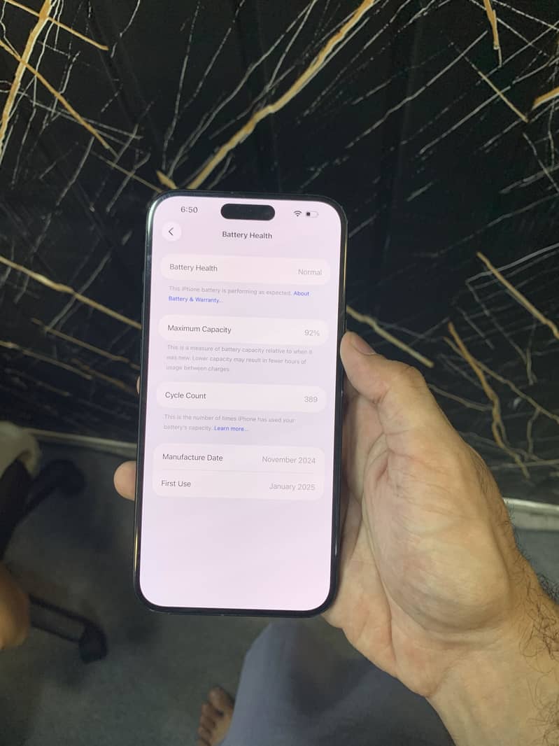 Apple iPhone 16 Plus 7