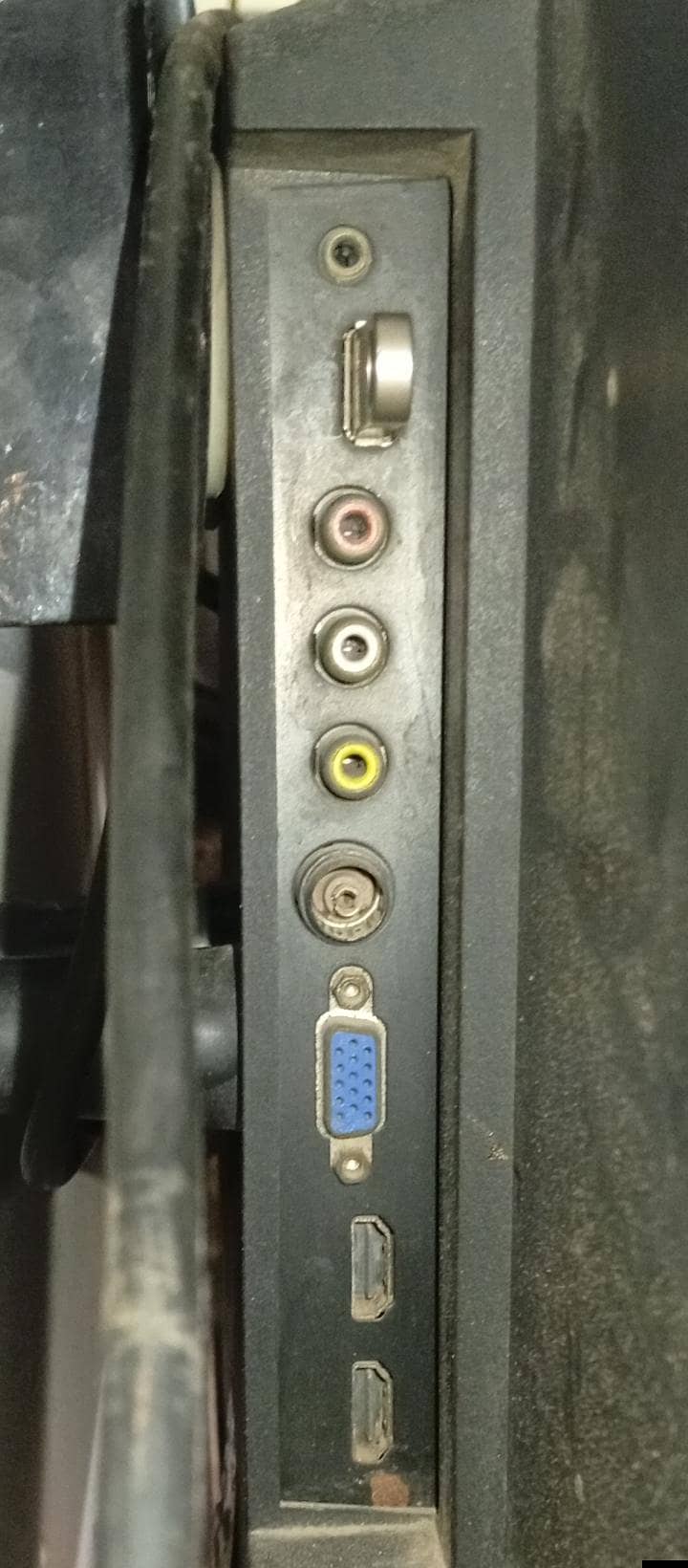 lcd 32 inch 2