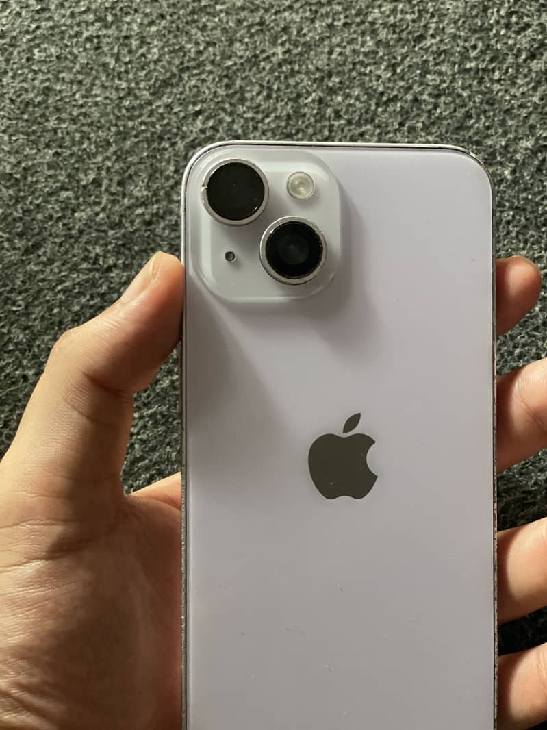 Apple iPhone 14 3
