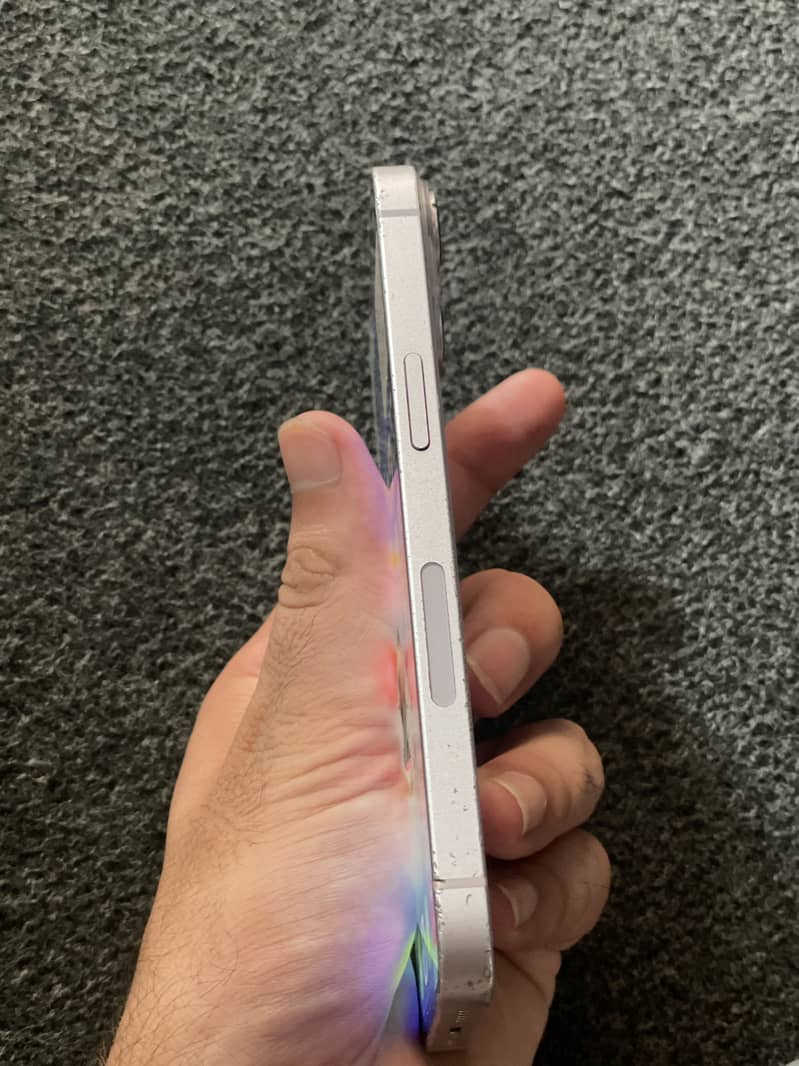 Apple iPhone 14 7