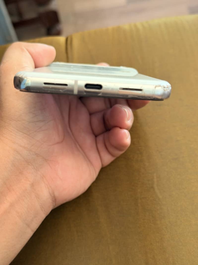 Google Pixel 8 Pro 2