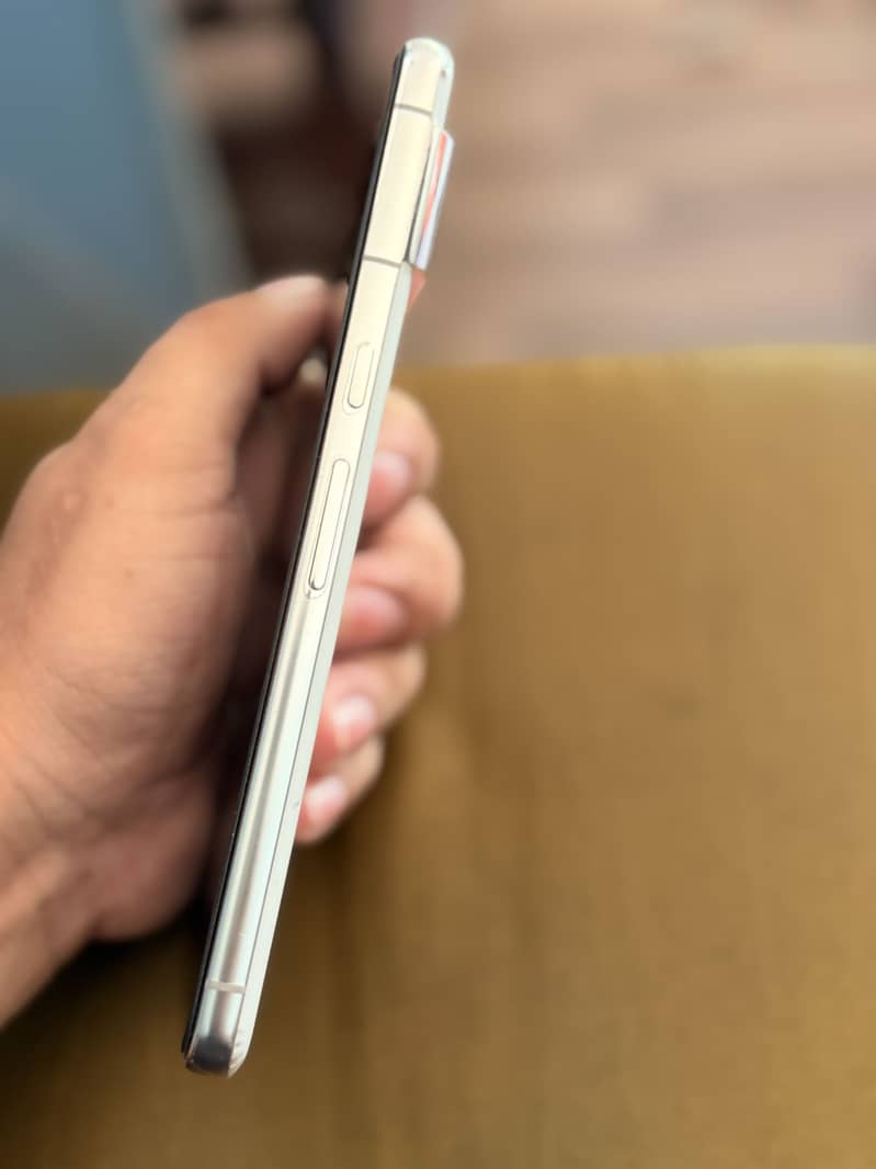 Google Pixel 8 Pro 4