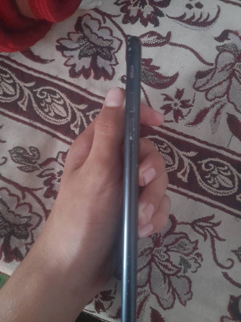 Apple iPhone 7 Plus 1