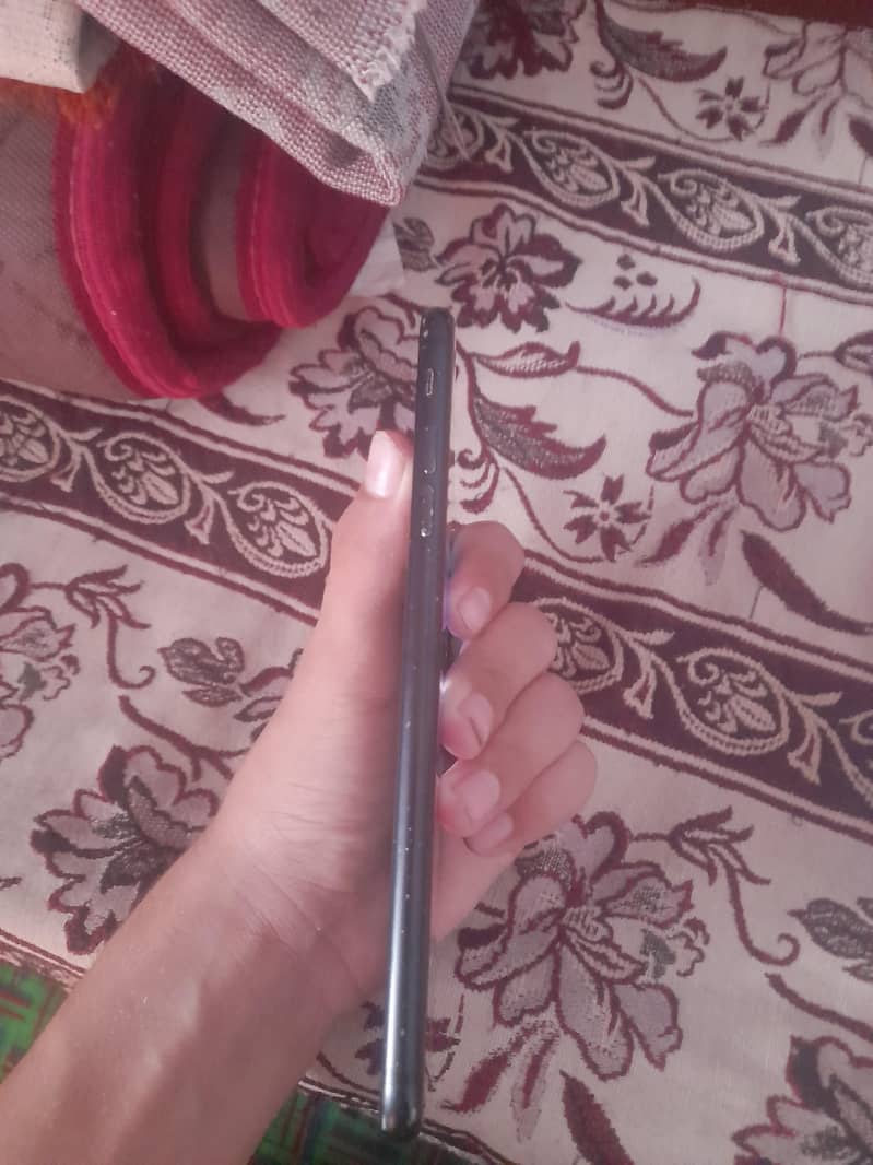Apple iPhone 7 Plus 5