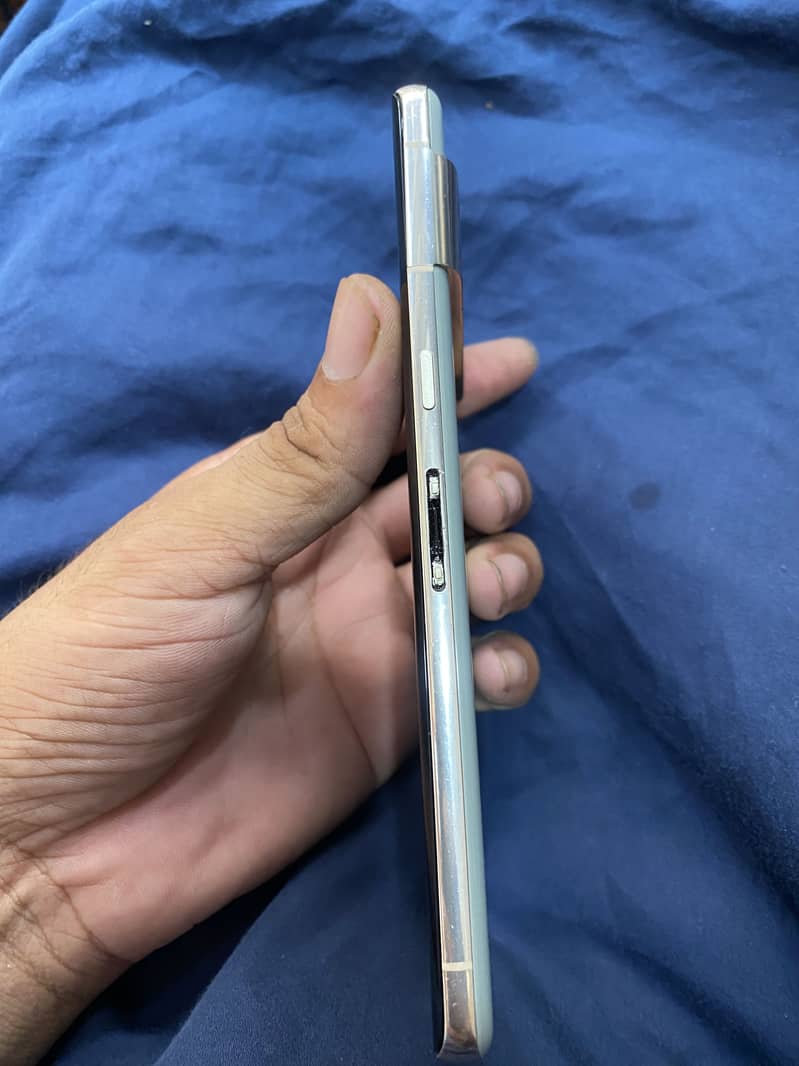 Google Pixel 7 Pro 4