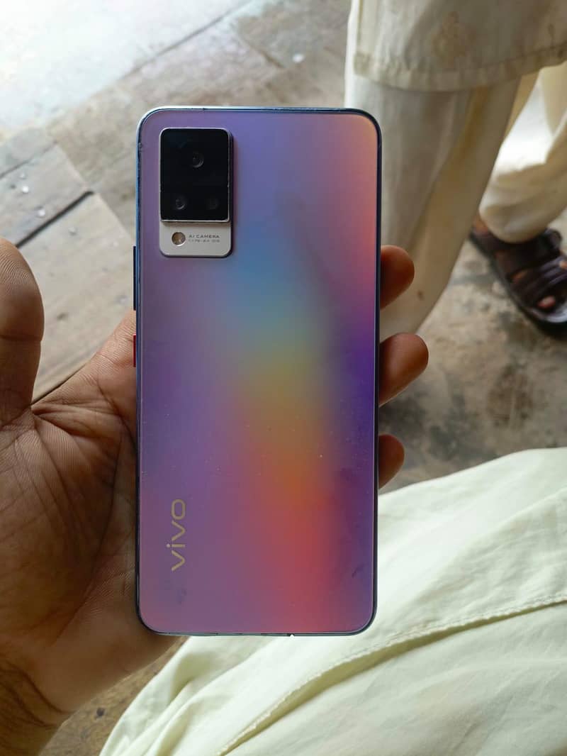 Vivo V21 0