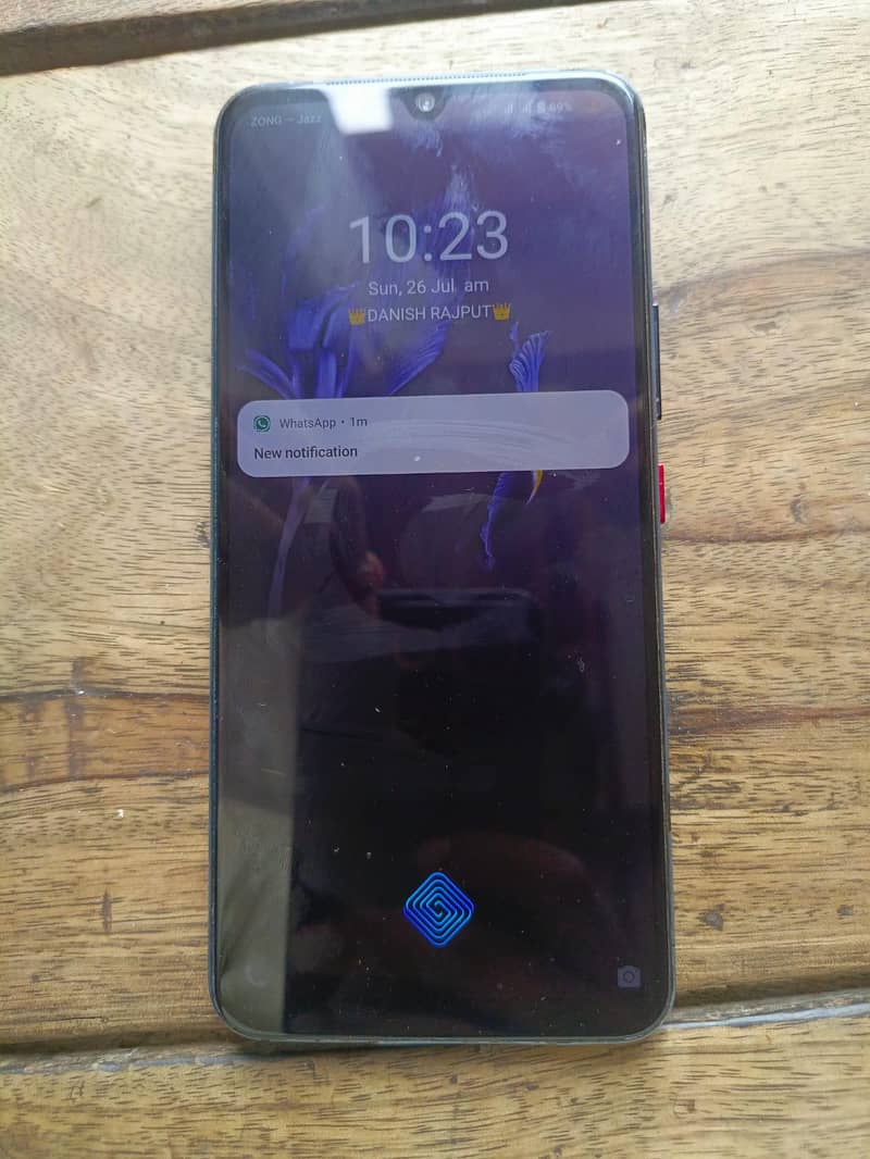 Vivo V21 1