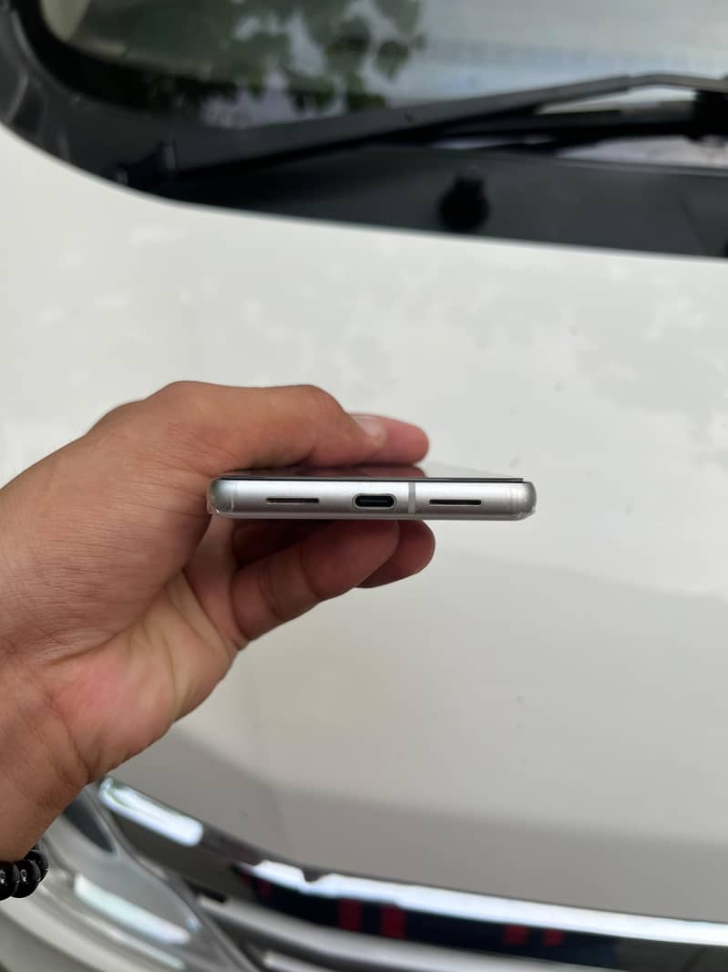 Google Pixel 7 5