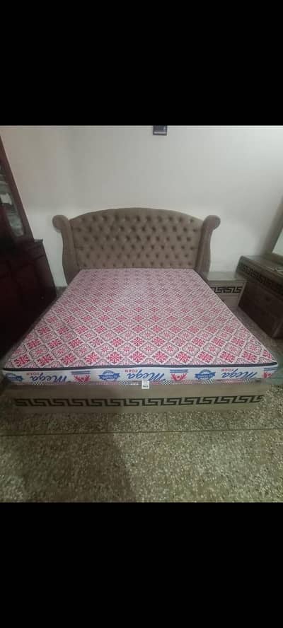 foam Mattress king size good condition