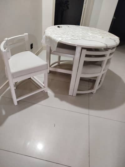 breakfast table