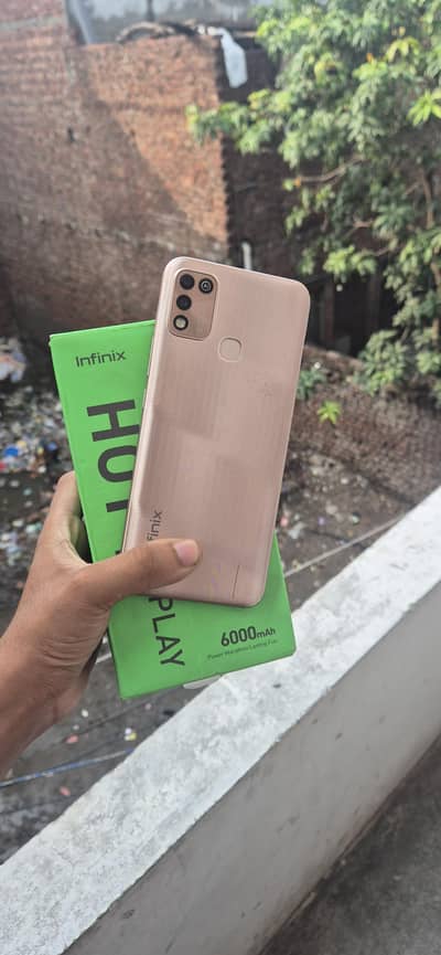 Infinix Hot 11 Play condition 10by9 ha unused phone with box