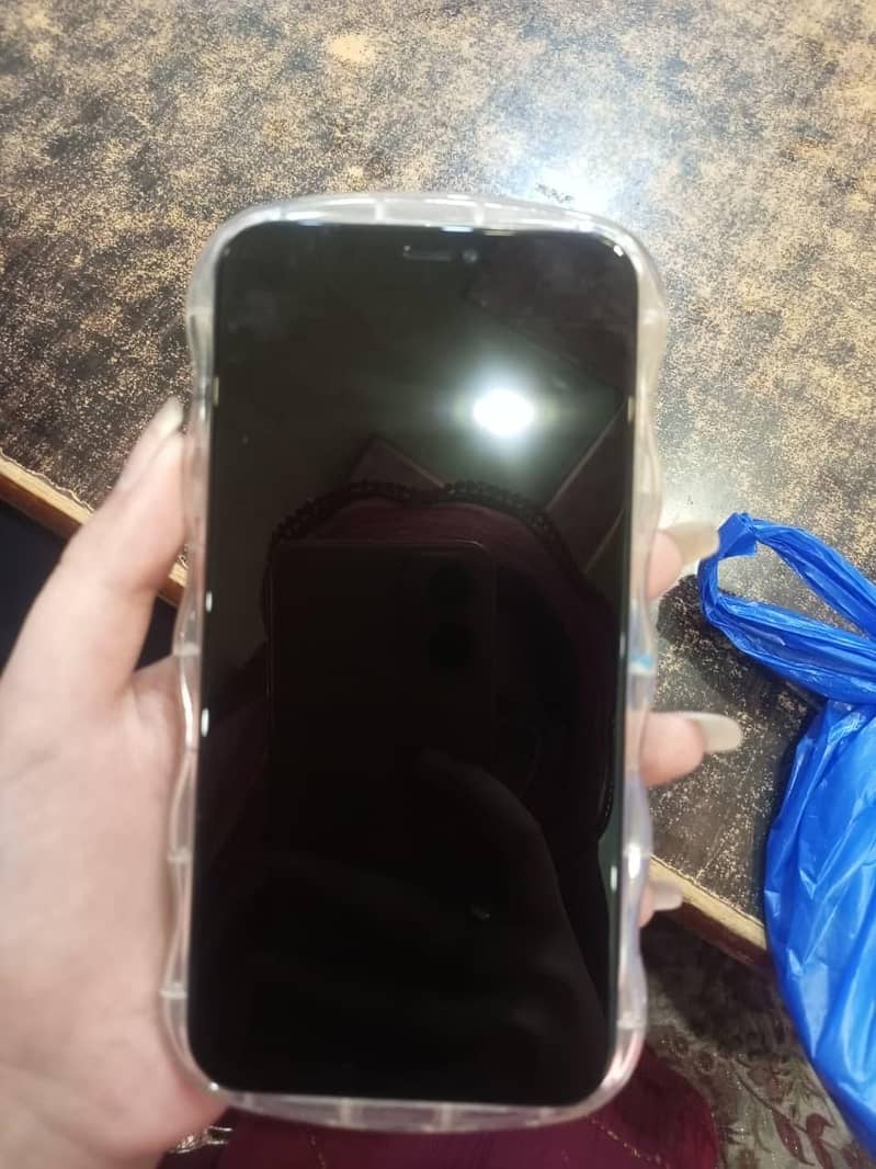 Apple iPhone 11 1