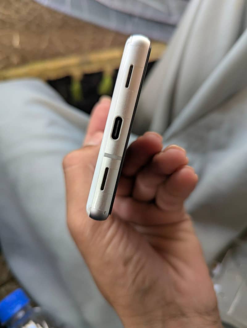 Google Pixel 7a 3