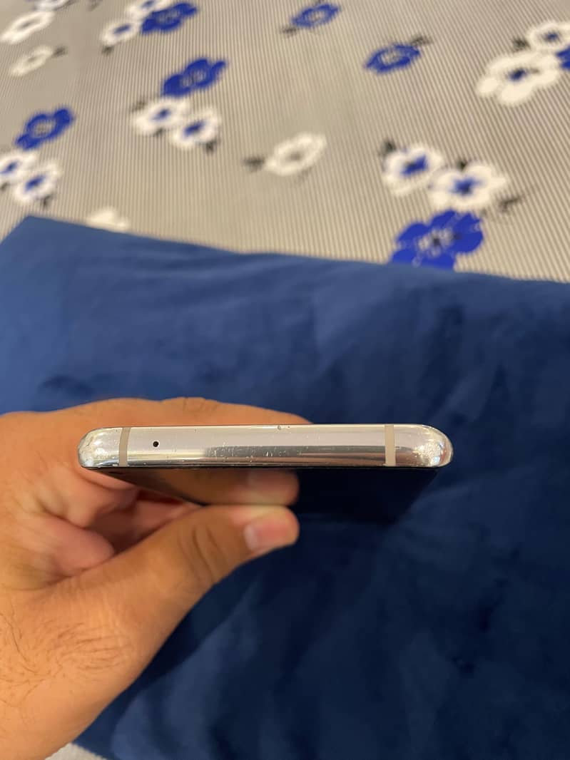 One Plus 8 4