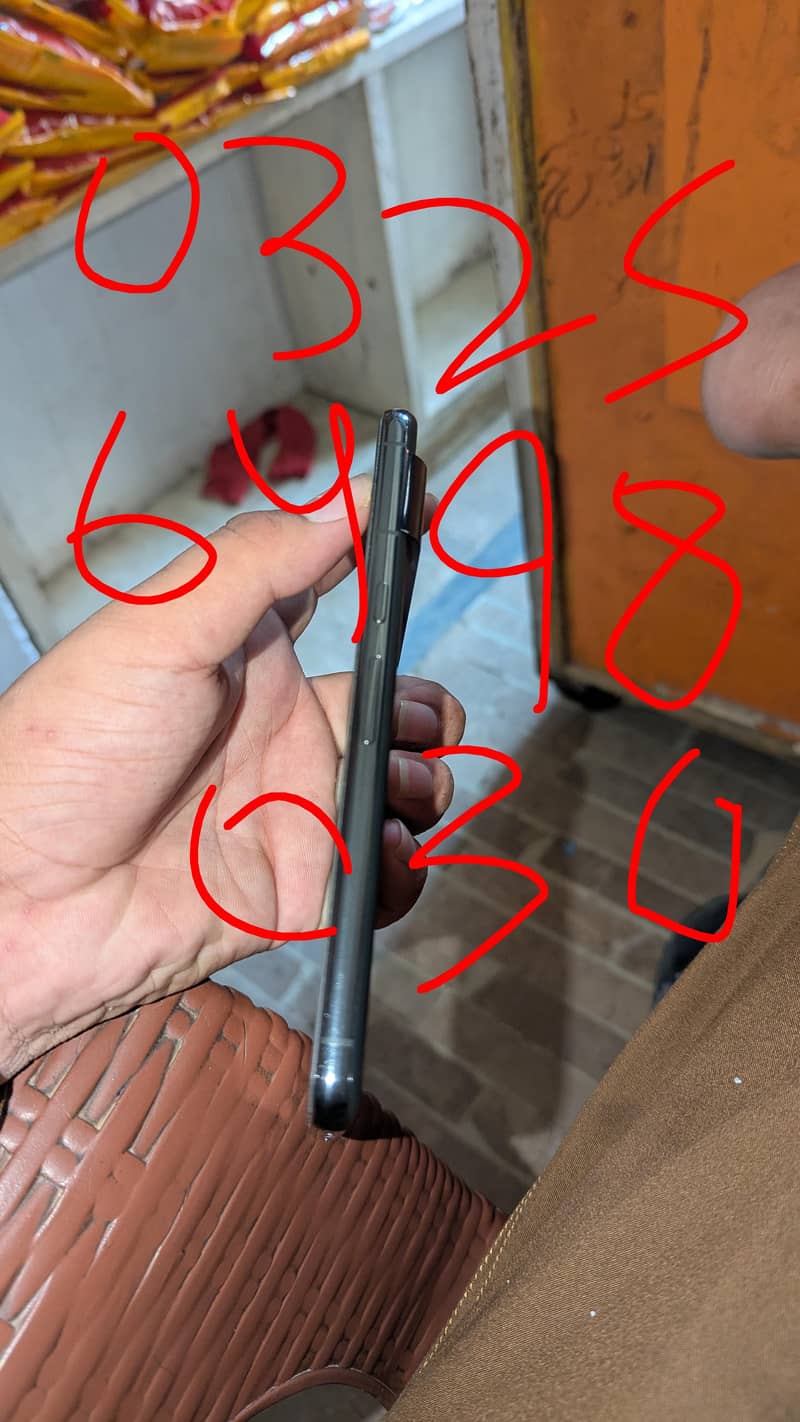 Google Pixel 8 Pro 4