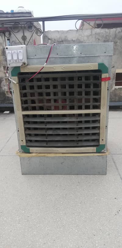 Air Cooler with solar plates