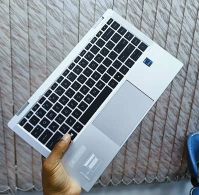 HP EliteBook 1040 G8 Core i7 11th Gen 32/512 Touch 360  10/10