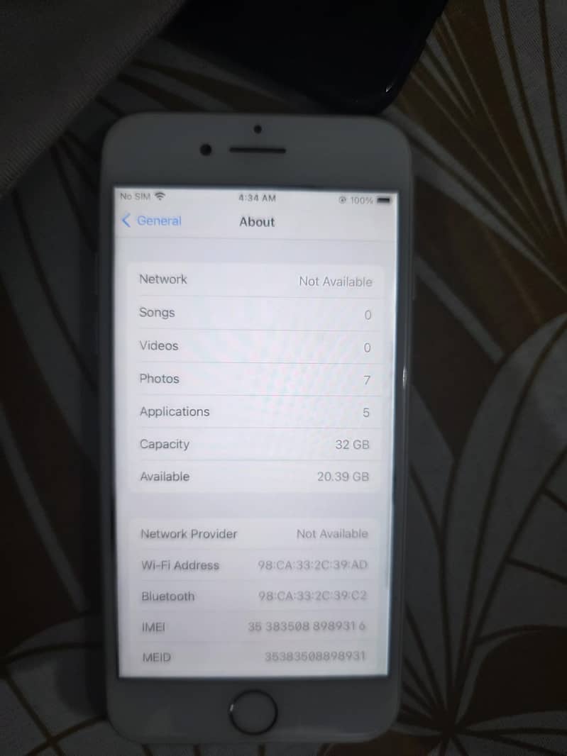 Apple iPhone 7 1