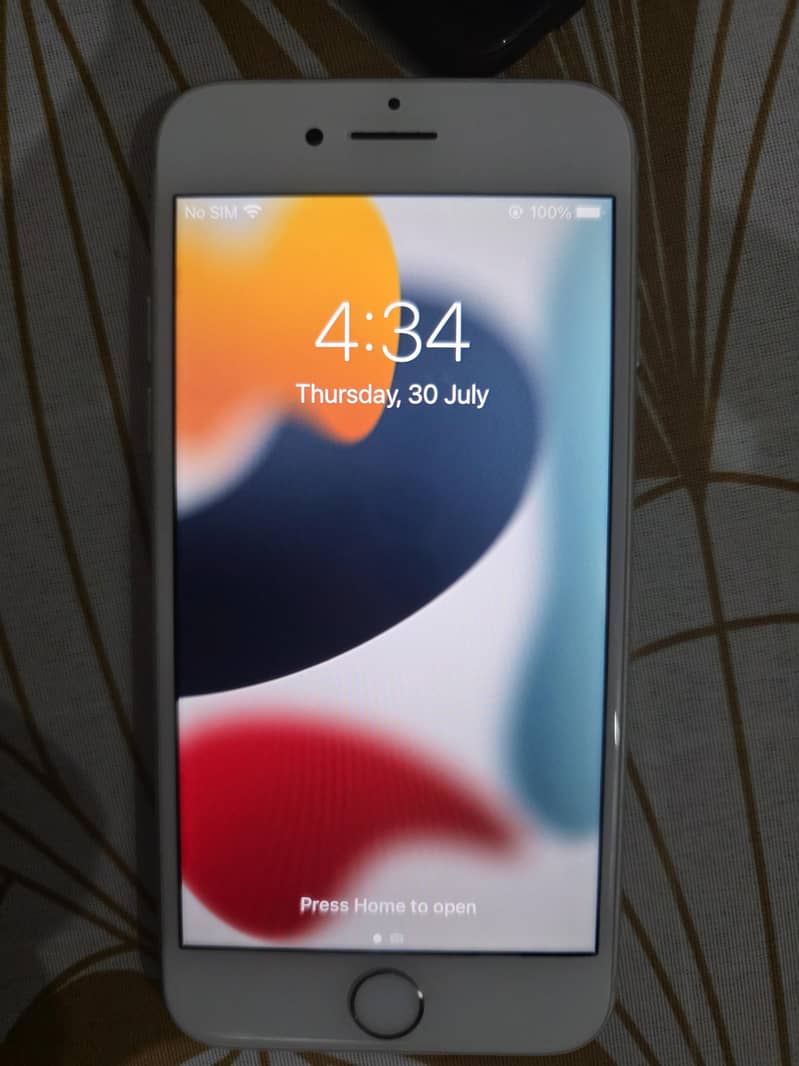 Apple iPhone 7 3