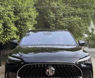 MG HS 2025