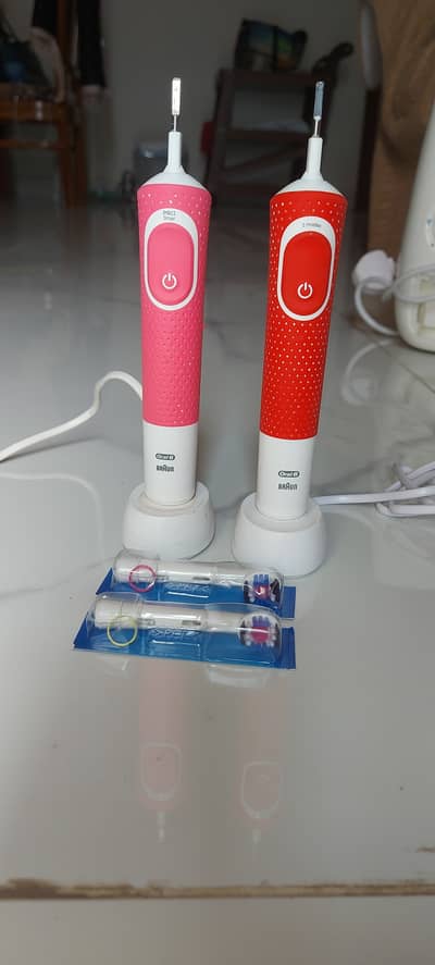 Oral B electric toothbrush