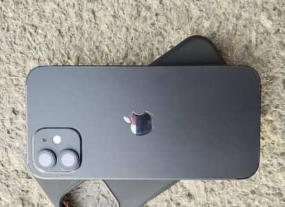 Apple iPhone 12