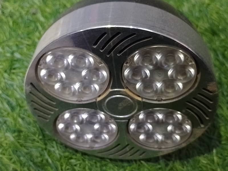 Focus lights 0