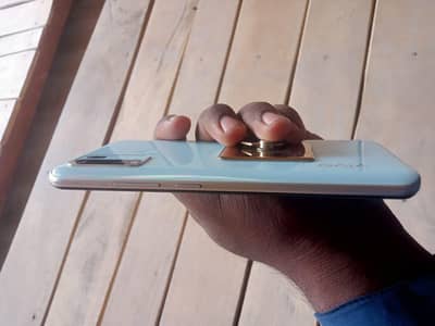 Vivo Y30