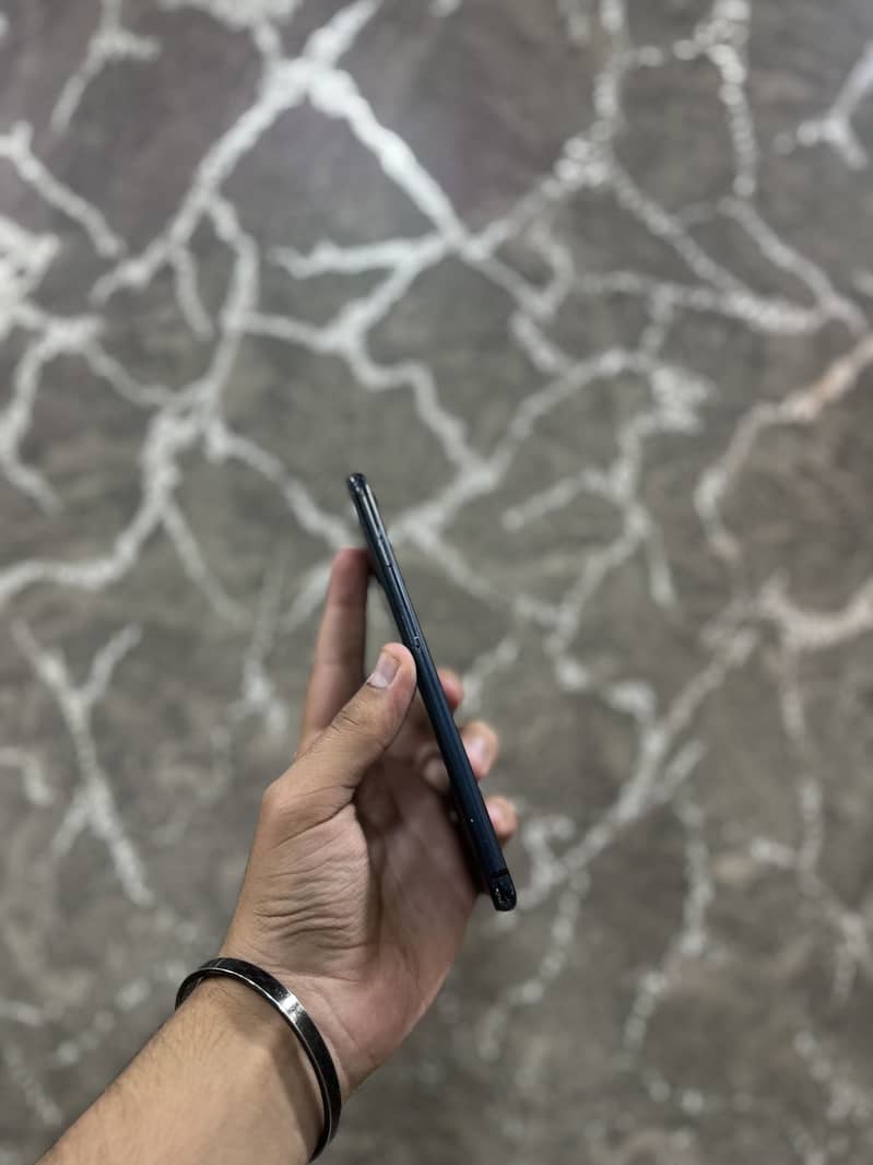 Apple iPhone 7 Plus 3