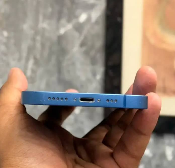 Apple iPhone 13 exchange possable with same price phone 2