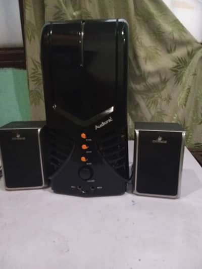 audionic woofer original condition and good song