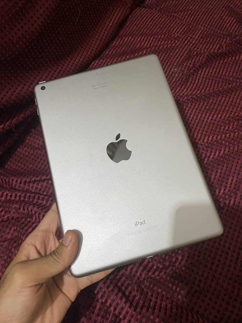 Ipad 5th generation 32gb 0