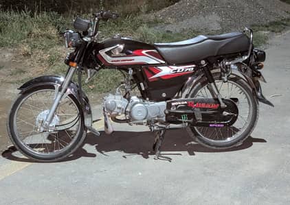 Honda 70 black