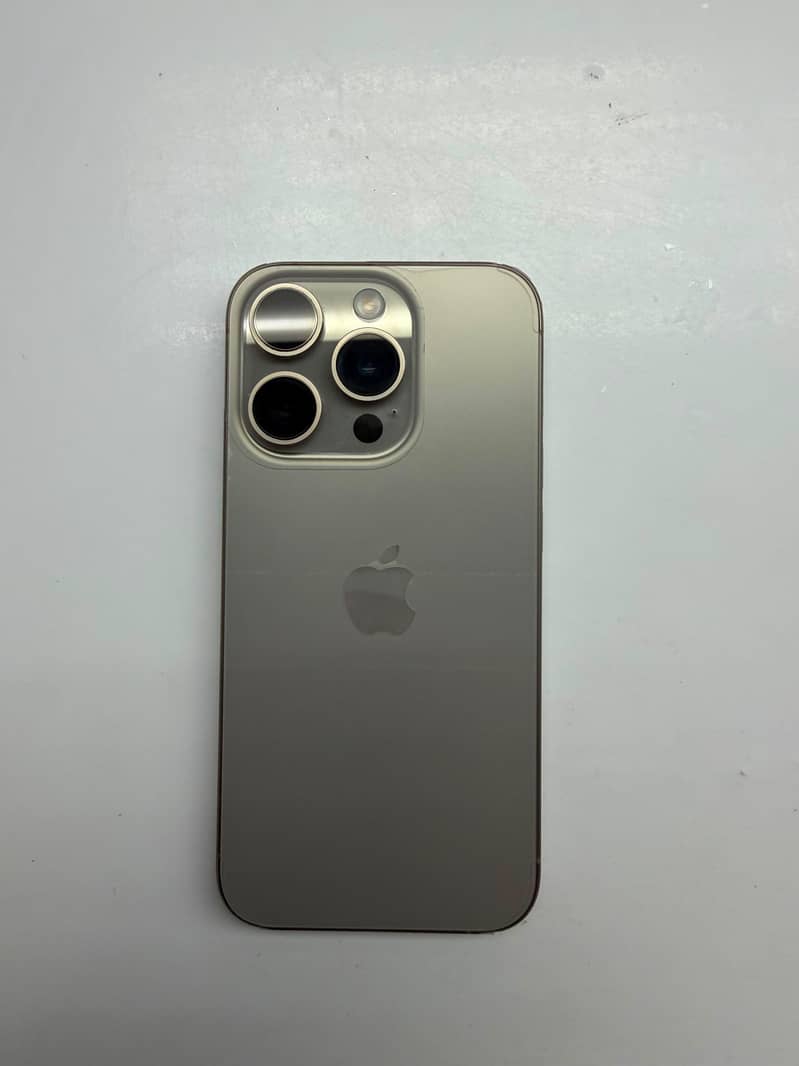 Apple iPhone 15 Pro 1