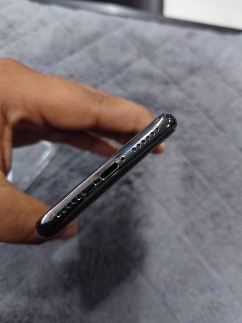 Apple iPhone X 8
