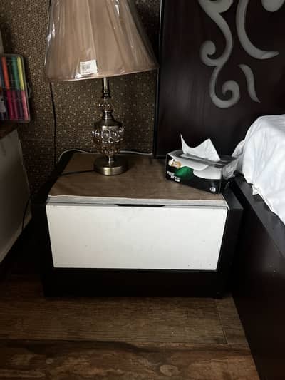 Kingsize Bed Set with Dressing Table