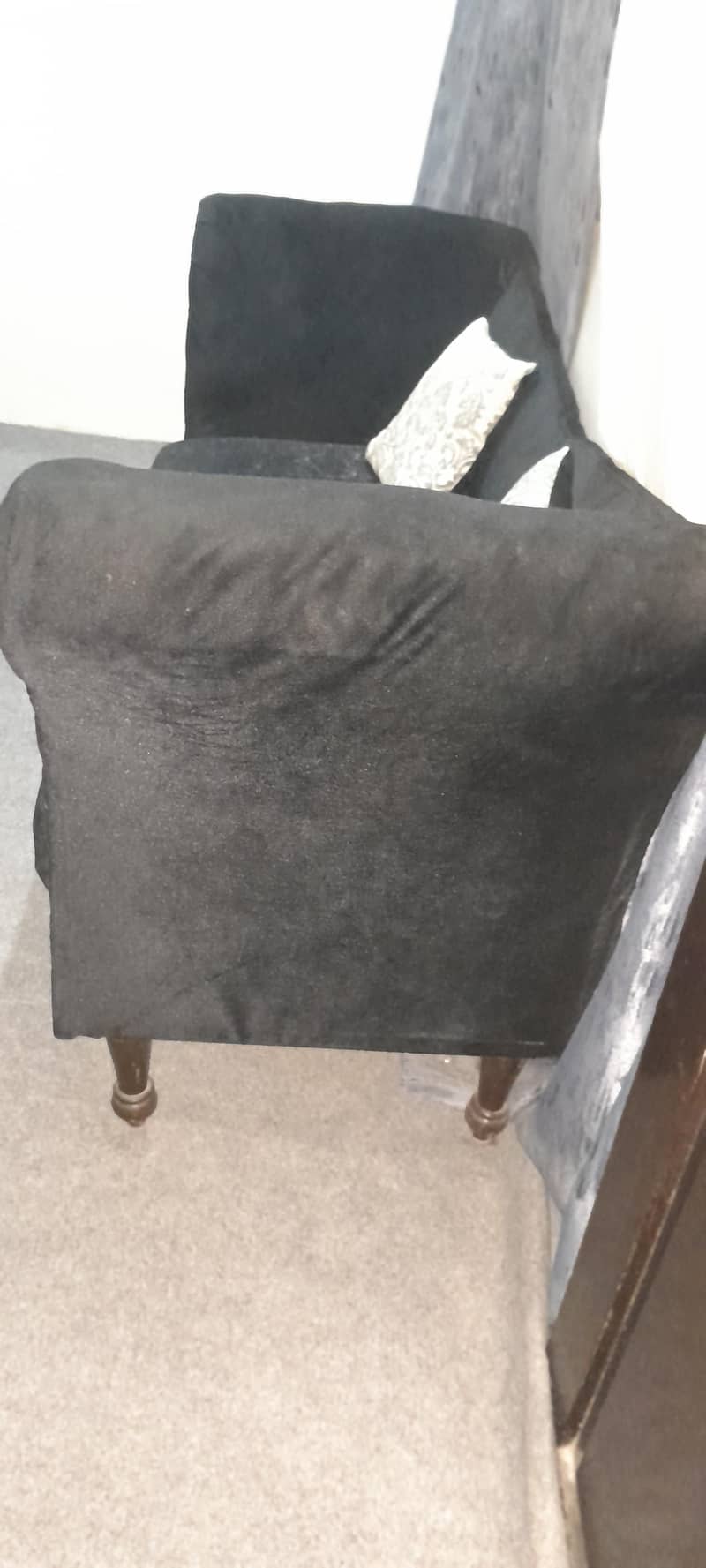 2 seater sofa 5